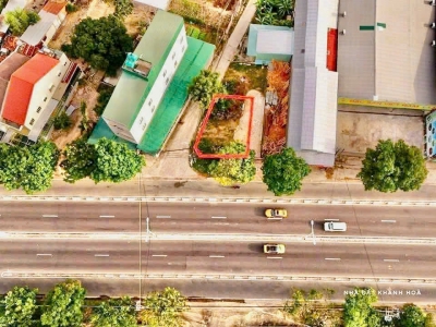 BÁN 2 LÔ MẶT TIỀN cực đẹp đường Nguyễn Tất Thành – Nam Nha Trang (Phước Đồng cũ)