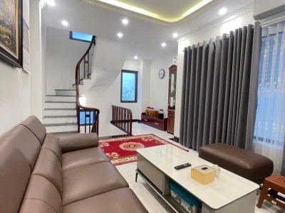 Vũ Xuân Thiều - Hàng xóm Vinhomes - 45mx 6 tầng chỉ 6.3 tỷ