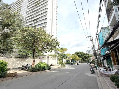 Nhà 4.8x19m, MT đường Lê Quang Kim P8 Q8