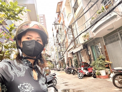 BÁN NHÀ MT XE HƠI ĐẬU CỬA- NHÀ ĐẸP VÀO Ở NGAY - KHU Đ.SỐ- KHU VỰC KINH DOANH ĐA NGÀNH NGHỀ- LƯU THÔNG VĨNH HỘI - KHÁNH HỘI- HOÀNG DIỆU- BẾN VÂN ĐỒN.