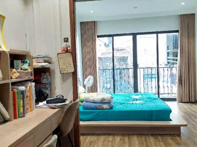 hoàng hoa thám DT 35m x5 tầng 7,99 tỷ- full nội thất xịn,nhà mới ngõ thông