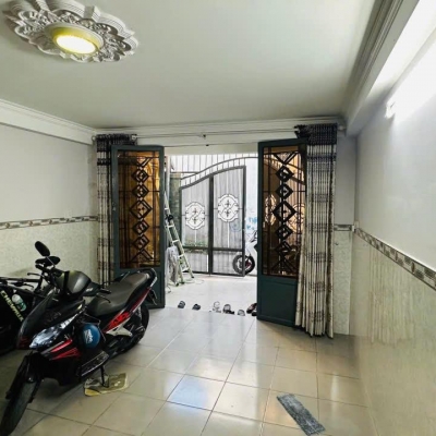 2 TẦNG – 5 BƯỚC RA MẶT TIỀN NGUYỄN VĂN QUÁ – CHỈ 5.X TỶ