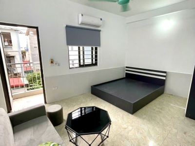 Cho Thuê Ccmn đẹp thoáng ban công giá rẻ Tại 112 Mễ Trì Thượng