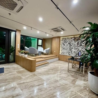 KHÁCH SẠN HỒ TÂY - TÂY HỒ - 110M² - LÔ GÓC - 9 TẦNG THANG MÁY - DOANH THU 300 TRIỆU/THÁNG
