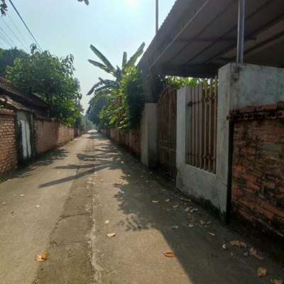 Bán đất tặng nhà gần Ngã tư Miễu Tiến Xuân gần ĐHQG Hà Nội ôtô đường thông 190m nhỉnh 7 tỷ