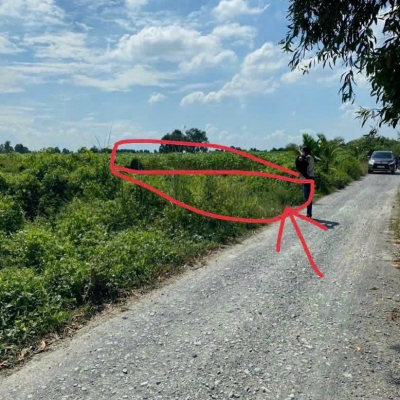 KẸT  TIỀN CẦN BÁN LÔ ĐẤT 2 MẶT TIỀN :DT 8M X 86= 688M2 CHỈ 1.6 TỶ. LH:0903198949.