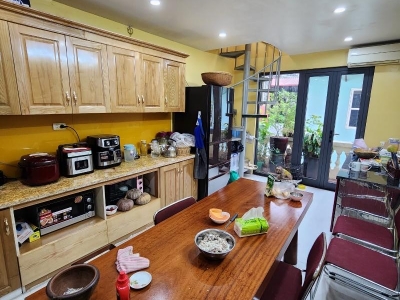 BÁN NHÀ ĐẸP DÂN XÂY TRUNG LIỆT-THÁI HÀ - 49M2- 5T - MT 3.5M GIÁ CHỈ 12.5 TỶ
