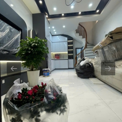 NGÕ VĂN HƯƠNG – LÔ GÓC – 5 TẦNG – 7.5 TỶ