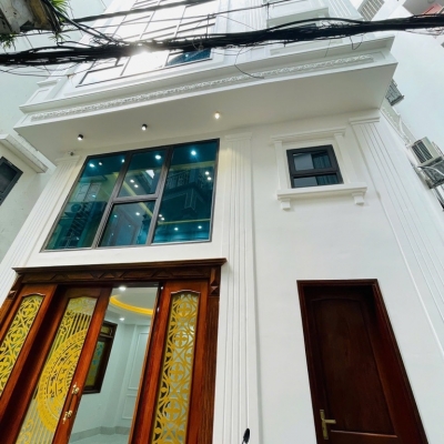 Siêu hiếm, bán nhà phố Kim Mã, 6 tầng thang máy, sát phố, 70m² chỉ 19 tỷ