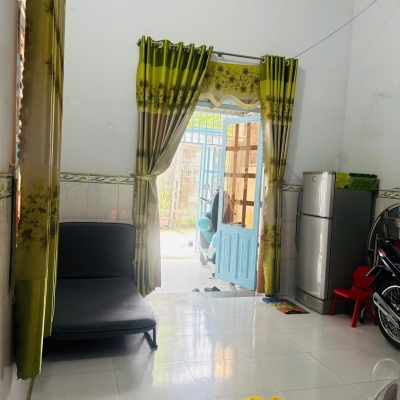 Bán nhà 99m2 Dĩ An,SHR đường xe hơi,gần chợ đêm Biconsi,giá rẻ