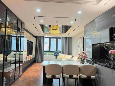 HÀNG HIẾM PHÂN LÔ Ô TÔ TRÁNH – 34M² – 4 TẦNG
NẰM PHỐ TÂY SƠN – GIÁ 10.9 TỶ – DỄ SANG TAY