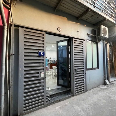 Bán nhà khu tam trinh dt 35 m x 2 tầng  giá 2 tỷ 480