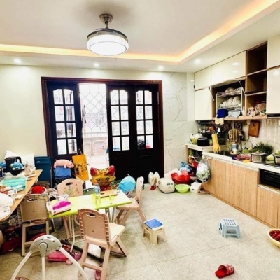 Bán nhà thịnh liệt 4 tầng kđt ao sào nhiều ô tô dừng đỗ kinh doanh hoàng mai