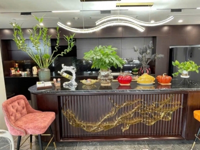 BÁN NHÀ MẶT PHỐ HÀNG ĐIẾU. TRUNG TÂM HOÀN KIẾM.VỊ TRÍ KIM CƯƠNG.PHỐ VIP LÕI HOÀN KIẾM. DIỆN TÍCH 222M² x 3 TẦNG. MẶT TIỀN 5.4M. GIÁ CHỈ:183 TỶ. CÓ TL