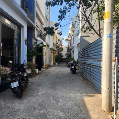 Bán đất sổ riêng - Phạm Hữu Lầu Quận 7 -  không quy hoạch.