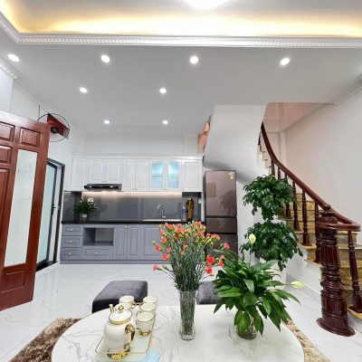 Bán căn nhà cuối cùng tại Bồ Đề, 38 m x4  tầng, 2 mặt thoáng, Giá 5.35 tỷ chủ thiện chí
