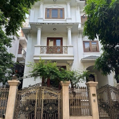 Bán nhà biệt thự tam trinh siêu hiếm 5 tầng long lanh vỉa hè ô tô hai bà trưng