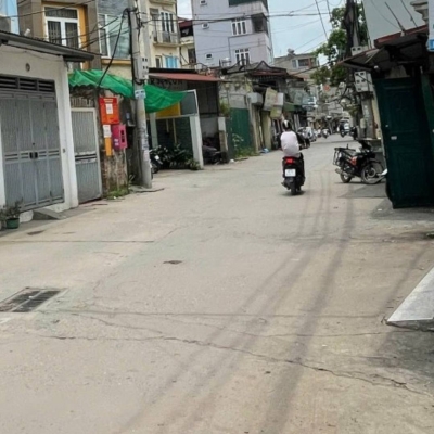 Cho thuê nhà ngõ Giải Phóng 30m2 x 3 tầng, 3 ngủ, 9.5 triệu/tháng