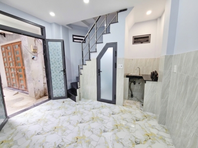 H2088 ???? nhà Ngô Đức Kế Bình Thạnh, SHR, Lô góc, 2 tầng, 2.x tỷ