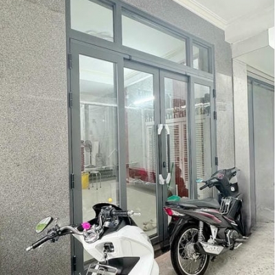 Bán Nhà Tttp 3 Tầng 1 Tum Hẻm Bạch Đằng Tân Lập Nha Trang