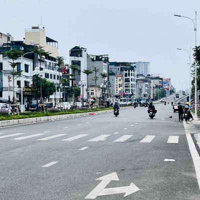 bán nhà mặt phố Hồng Tiến, 310m, mặt tiền 16.8m, 1 mặt phố- 2 mặt ngõ, full thổ cư