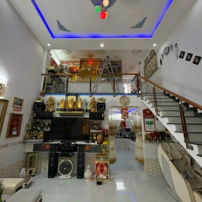 Bán nhà 2 Tầng Đông Hòa,SHR đường ô tô,gần trường TH Đông Hòa B,giá rẻ