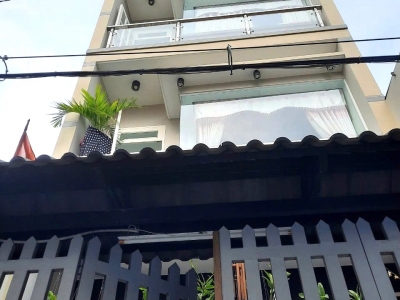 NGỘP BANK 64M² 4 Tầng/4PN HẺM XE HƠI Quang Trung Gò Vấp Giả Chỉ 7.x Tỷ TL!