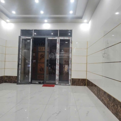 Mặt tiền Mai Hắc Đế, Q. 8, 4 tầng BTCT, 7PN, 125m2, (ngang 10) hoàn công đủ, chỉ 15.3 tỷ.Lh: 0939345129