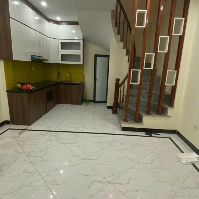 Chính chủ cho thuê nhà riêng 4 tầng Phường Liên Mạc, Hà Nội, DT 30m2, 5tr/tháng