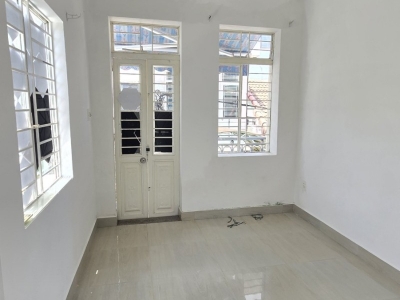 ♪ Nhà cạnh BIG C Hùng Vương, 30m2, 3 tầng, 3PN, 3.1 tỷ