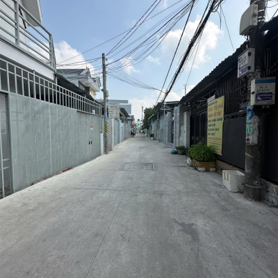 GẦN TT VĂN HÓA QUẬN 7- NHÀ 3 TẦNG- HXH 6M- NGANG 5.5M- 2 LẦU- HXH 6- NHỈNH 5 TỶ- HOÀN CÔNG.