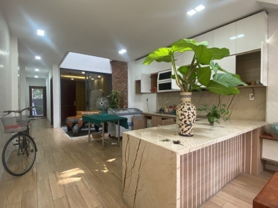 Bán nhà 3 Tầng Trung tâm Biên Hòa,SHR đường ô tô,gần chợ Cây Chàm,giá tốt