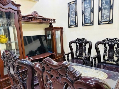 Bán nhà Bát Đàn, 85m2, 3 tầng, mặt tiền 3.3m, 23.5 tỉ, kinh doanh homestay đỉnh