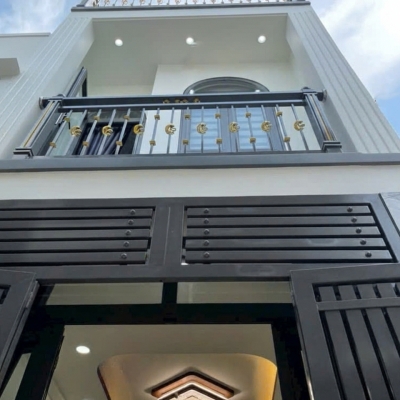 L1652 ⭐️ Giảm 100tr! sát UBND Phường Gò Vấp, SHR, 3 tầng, 3x9m, 4.x tỷ x nhỏ