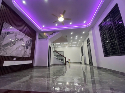 Bán nhà 3 tầng GÓC MỚI HOÀN THIỆN  phường Vũ Ninh hơn 4 tỷ