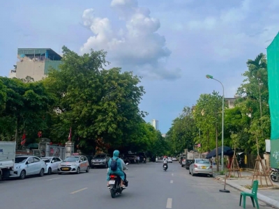 30M RA PHỐ – NHÀ ĐẸP NGÕ Ô TÔ – DÂN TRÍ CAO – HIẾM NHÀ BÁN!
