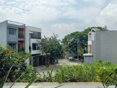 NHÀ 3 TẦNG CENTRAL GARDEN – LÁI THIÊU