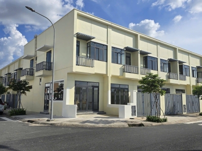 Nhà phố pháp lý rõ ràng, sẵn sàng an cư