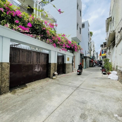 LÊ VĂN SỸ- P12 - 3.6x10- 5 TẦNG - 6 PN 7WC - XE HƠI TỚI NHÀ - 2 SÂN THƯỢNG - KINH DOANH TỐT - VỊ TRÍ ĐẸP - HIẾM