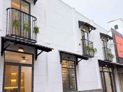 Nhà 2 tầng MT đường nội bộ Hưng Phú P.chánh hưng. Giá 2,88 bớt lộc