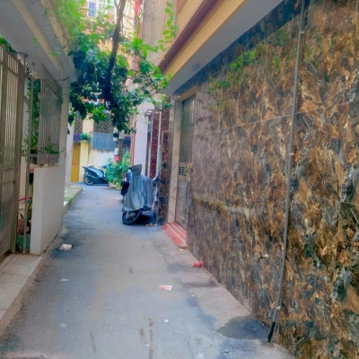 Bán nhà Khương Đình 36m 6 tầng thang máy lô góc,hơn 9 tỷ.