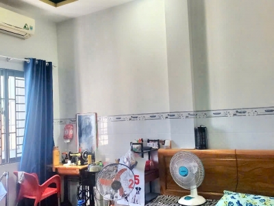 BÁN NHÀ 3 TẦNG HẺM OTO ĐƯỜNG LƯƠNG VĂN CAN VĨNH HẢI
- .
=>> ????????Giá bán 5 tỷ