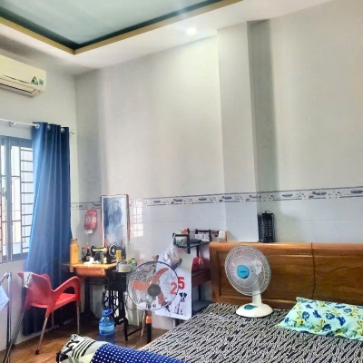 BÁN NHÀ 3 TẦNG HẺM OTO ĐƯỜNG LƯƠNG VĂN CAN VĨNH HẢI
- .
=>> ????????Giá bán 5 tỷ