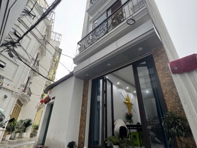 Bán Nhà Bắc Từ Liêm, Ô Tô Đỗ Cửa, 5 Tầng, Diện Tích 30M2 Giá 6,3 Tỷ( Có Thương Lượng)