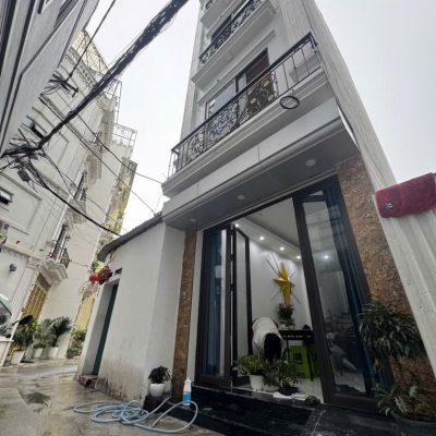Bán Nhà Bắc Từ Liêm, Ô Tô Đỗ Cửa, 5 Tầng, Diện Tích 30M2 Giá 6,3 Tỷ( Có Thương Lượng)