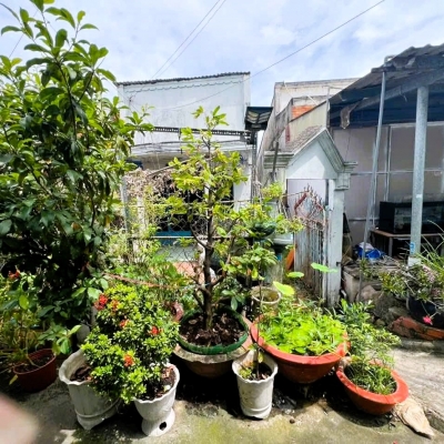 Cần bán nhà ấp 7 Xuân Thới Thượng, HM. 5,5x28m nhà cũ, HXH. Chốt 3,2 Tỷ