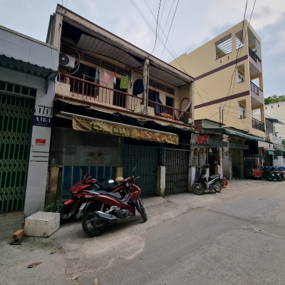 Bán nhà mặt tiền 3 tầng 7,5x15m giá 10,49 tỷ Đường Trung Mỹ Tây 14