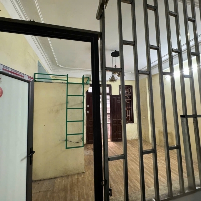 Cho thuê nhà Phố Lê Thanh Nghị, 6 tầng x 80m2, 13 ngủ, 12 vệ sinh, có cho làm CHDV...