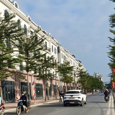 Liền kề Sơn Đồng Center 84m2-5 tầng, Vỉa hè ô tô tránh, giá 12.1 tỷ