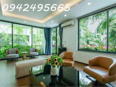 Gia đình bán căn biệt thự 2 mặt đường tại khu: Night Street - Flamingo Đại lải Resort.